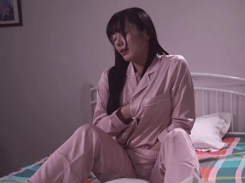 Móc lồn hàng đêm vì người chồng bỏ bê, người vợ quyết định tìm đến ứng dụng hèn hò